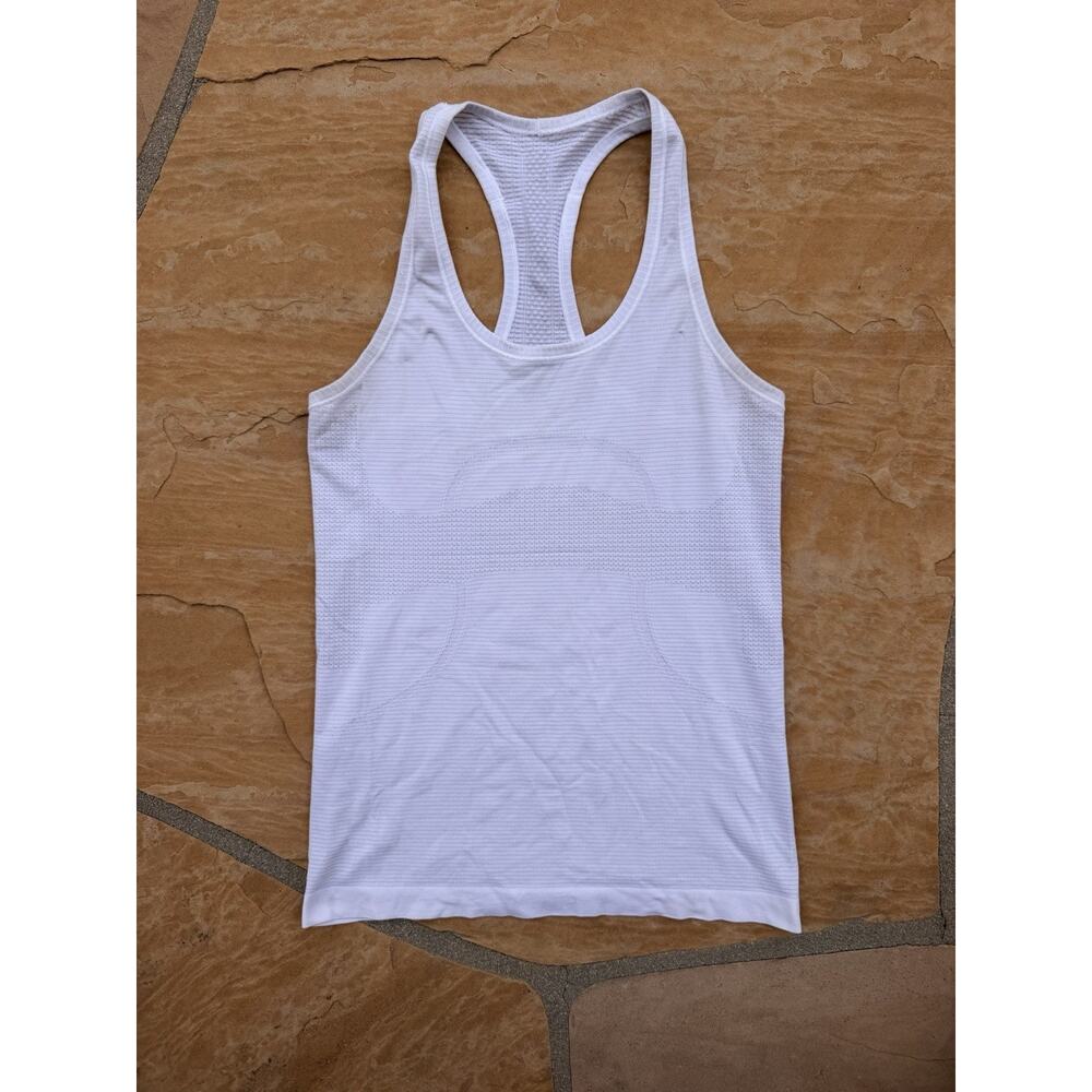 Lululemon Swiftly Tech Racerback Size 6 White - AG